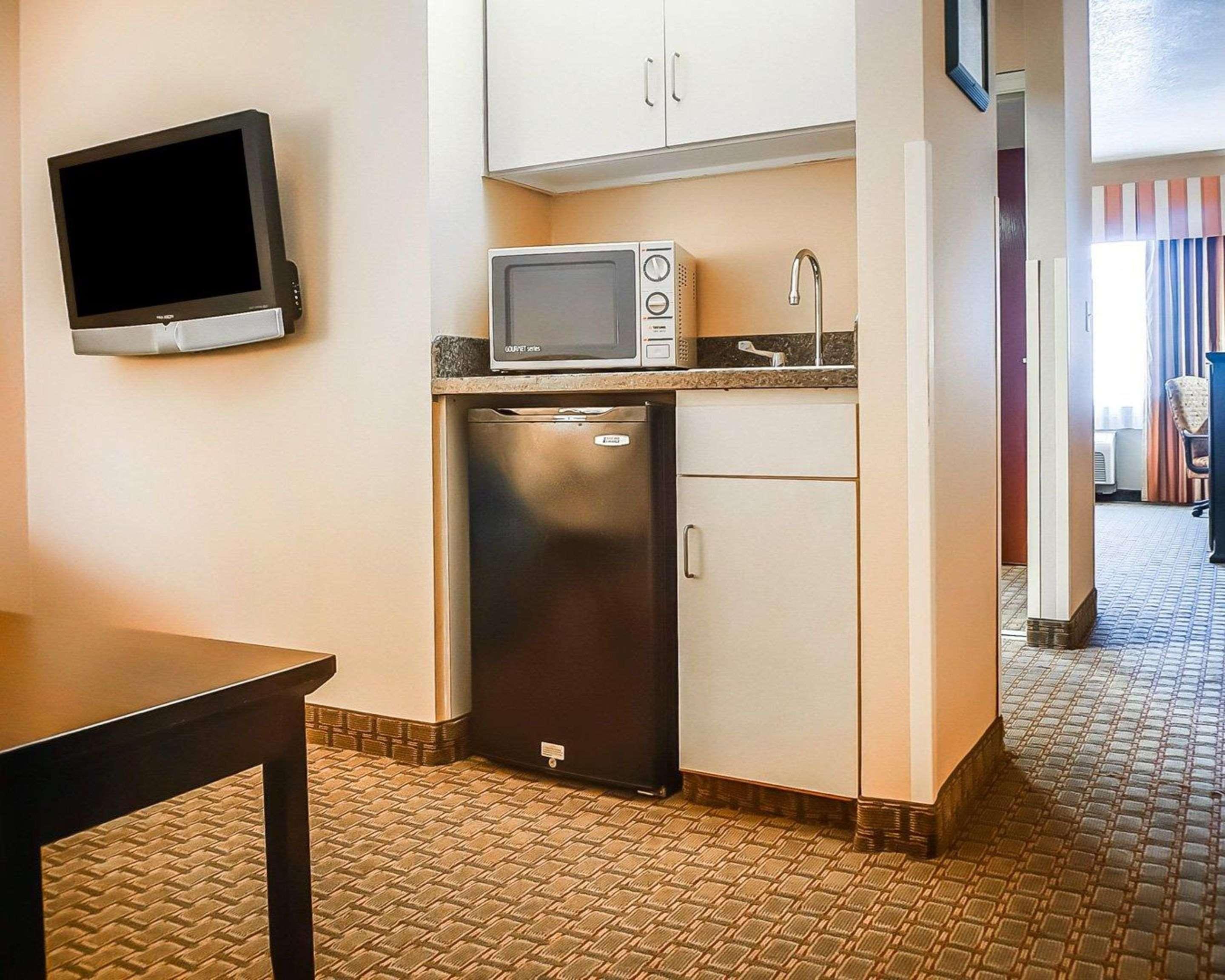 Quality Inn & Suites Ρόσγουελ Εξωτερικό φωτογραφία